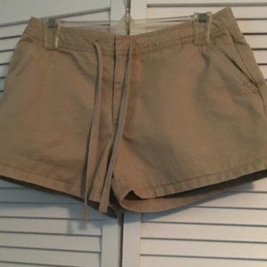 Super Cute Khaki Short Shorts